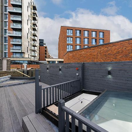 Brand New London Luxury House - Sleeps 8 Βίλα Εξωτερικό φωτογραφία