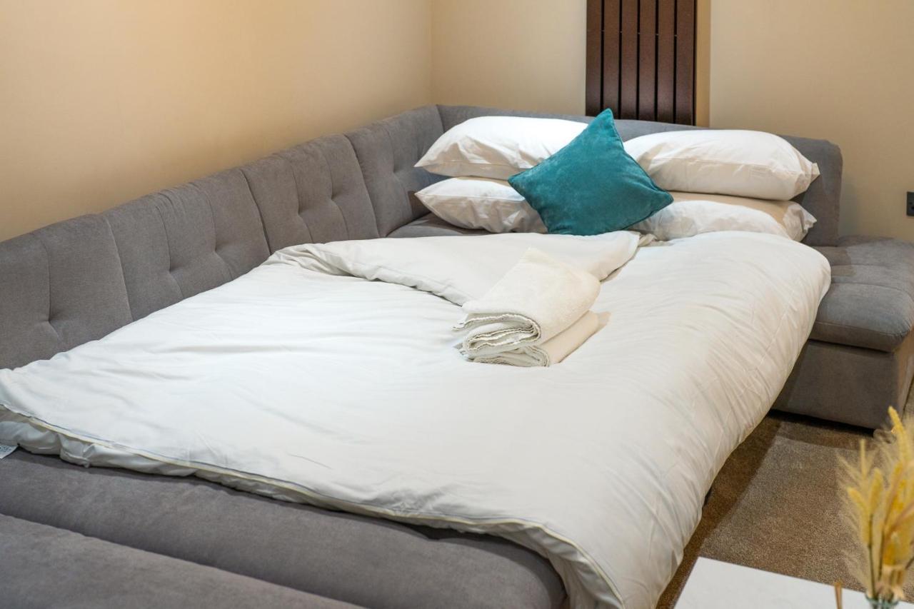 Brand New London Luxury House - Sleeps 8 Βίλα Εξωτερικό φωτογραφία