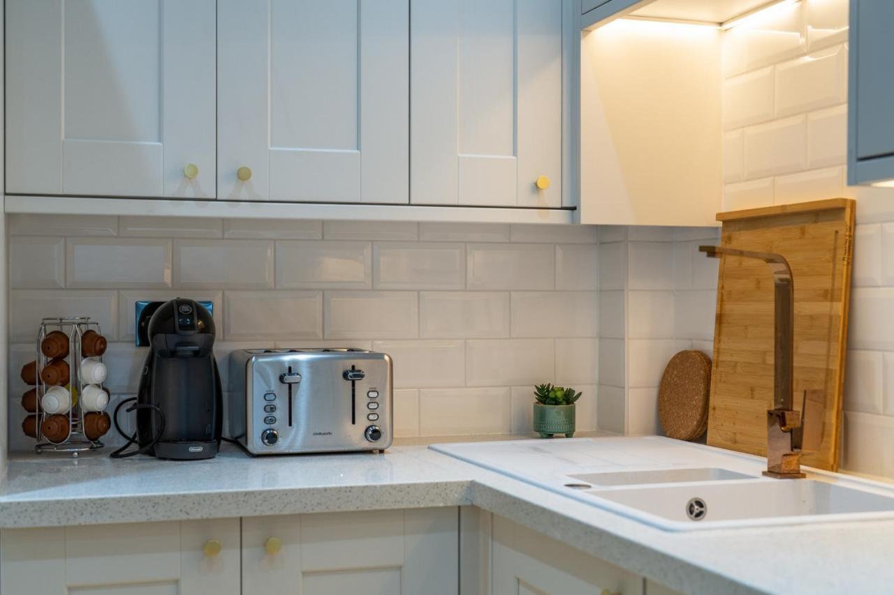 Brand New London Luxury House - Sleeps 8 Βίλα Εξωτερικό φωτογραφία