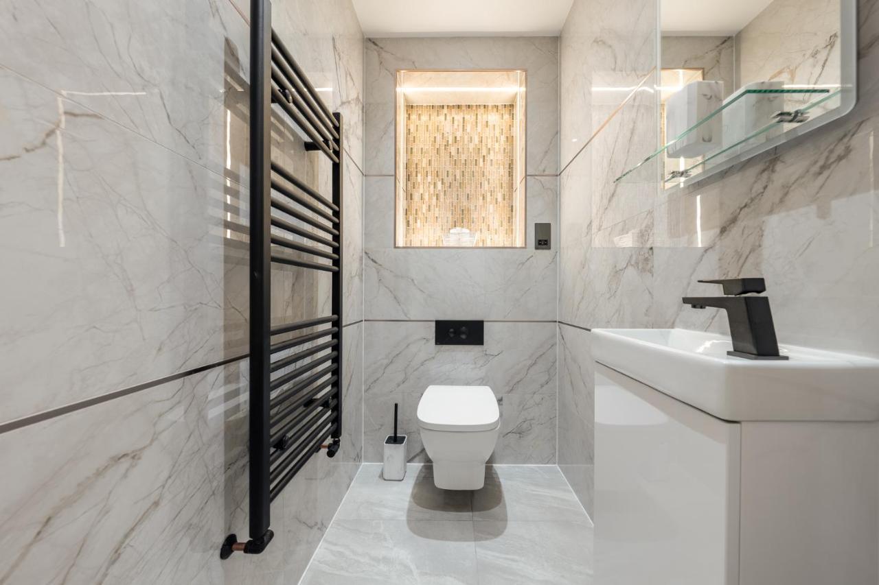 Brand New London Luxury House - Sleeps 8 Βίλα Εξωτερικό φωτογραφία