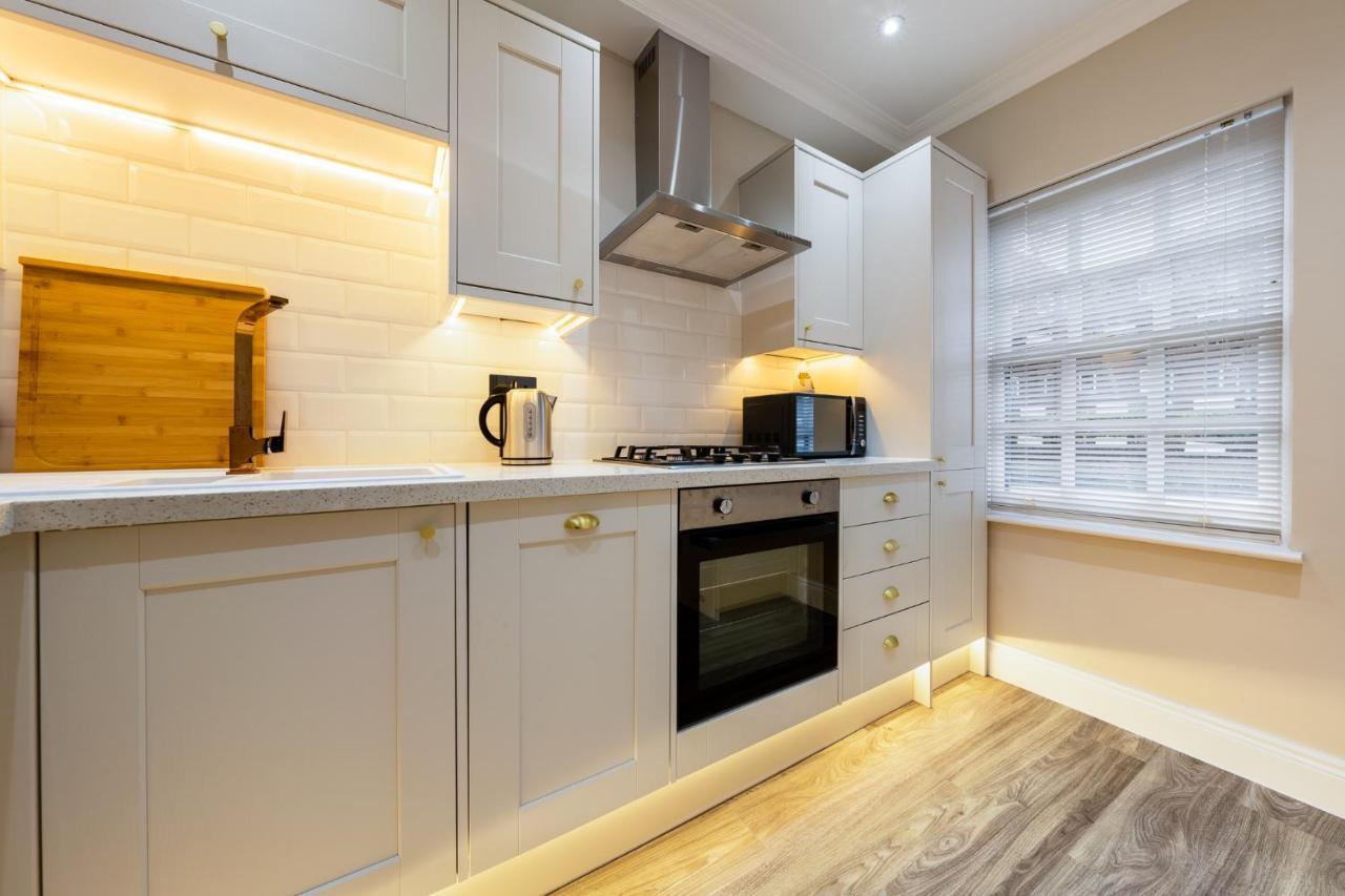Brand New London Luxury House - Sleeps 8 Βίλα Εξωτερικό φωτογραφία
